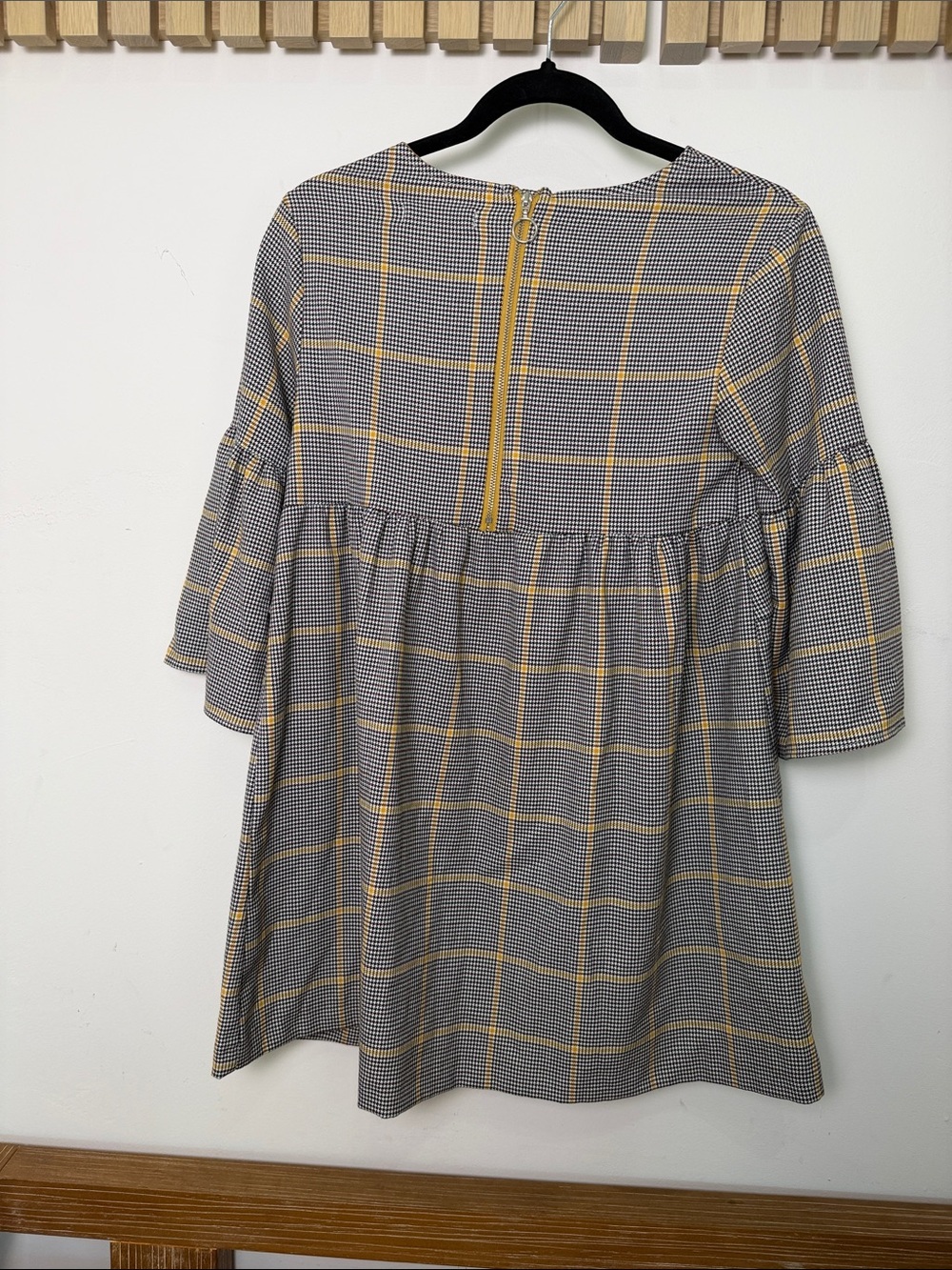 Zara girls Grey & Yellow Plaid Ruffle Tunic size 11/12 - Picture 2 of 7